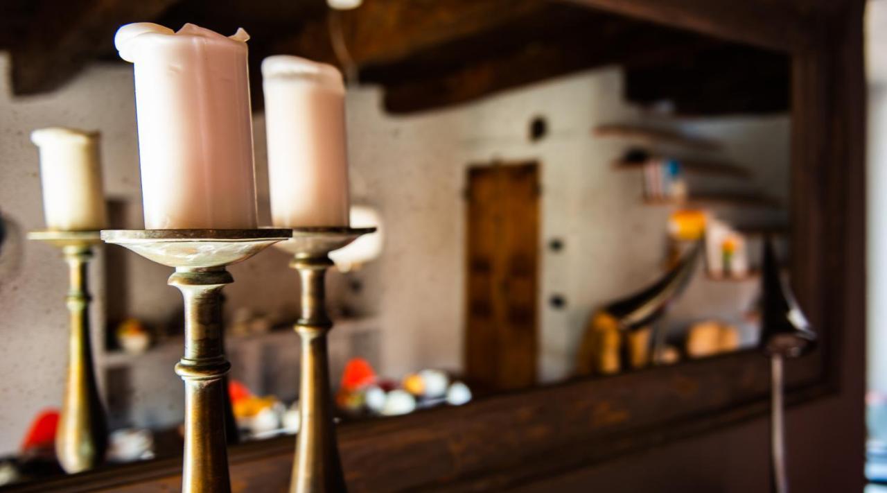 Boutique Hotel Al Palazzo Rosso Neive Luaran gambar