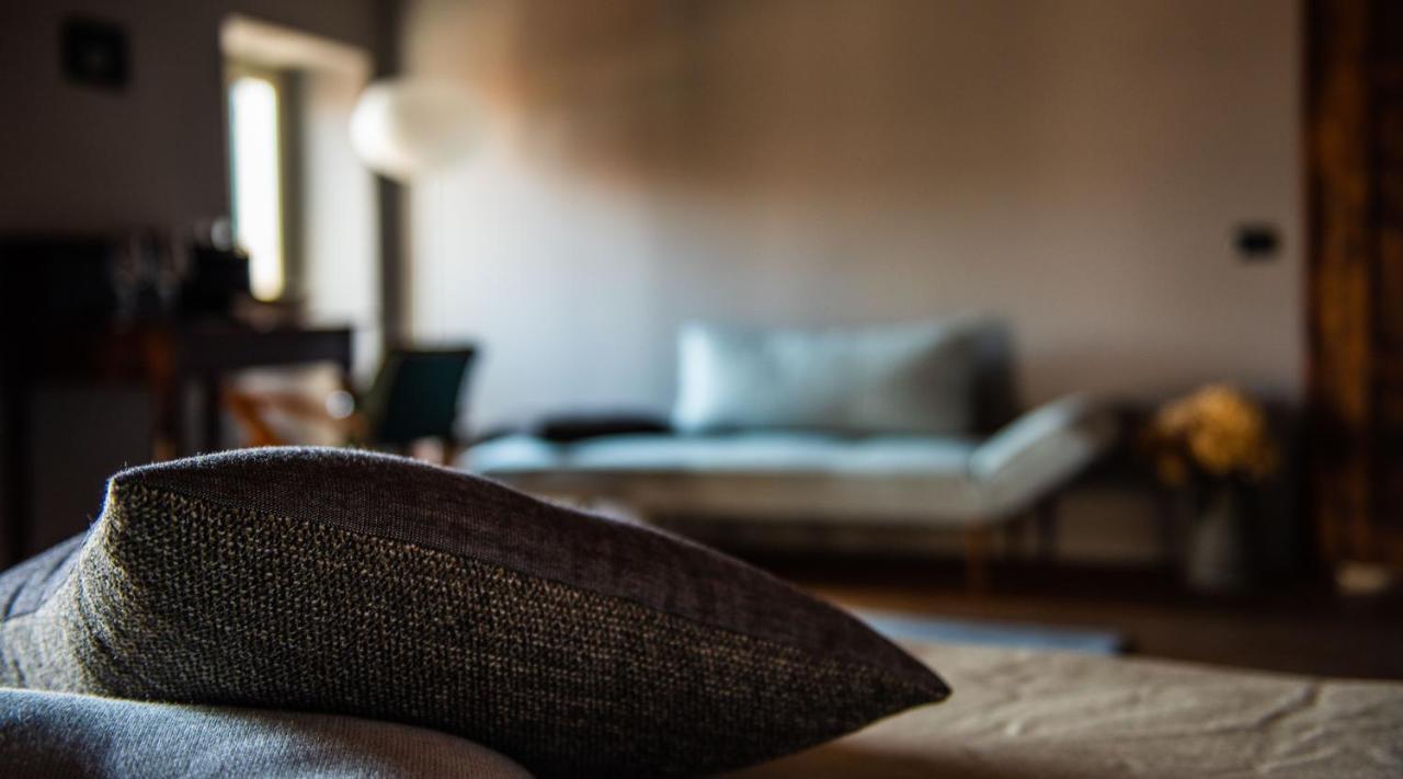 Boutique Hotel Al Palazzo Rosso Neive Luaran gambar