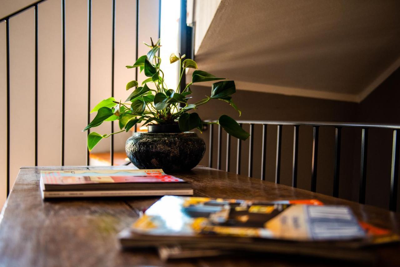 Boutique Hotel Al Palazzo Rosso Neive Luaran gambar