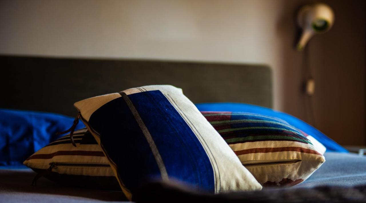 Boutique Hotel Al Palazzo Rosso Neive Luaran gambar