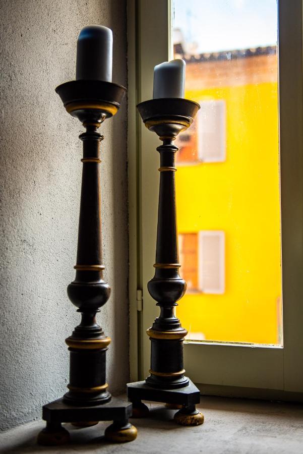 Boutique Hotel Al Palazzo Rosso Neive Luaran gambar