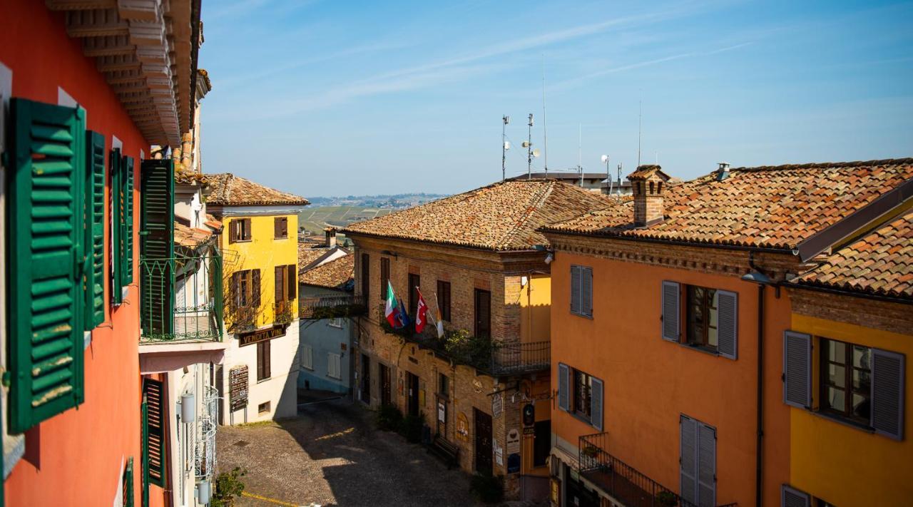 Boutique Hotel Al Palazzo Rosso Neive Luaran gambar