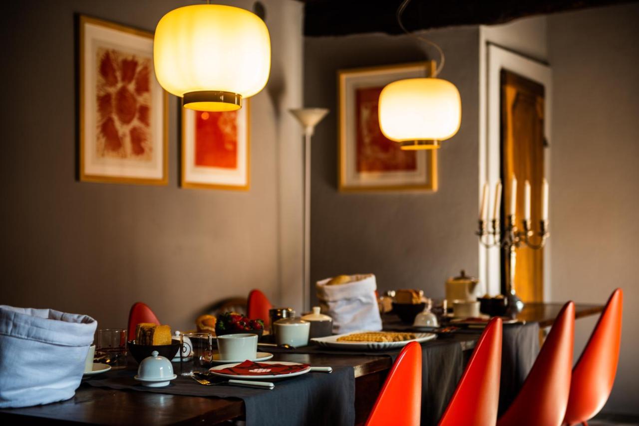 Boutique Hotel Al Palazzo Rosso Neive Luaran gambar