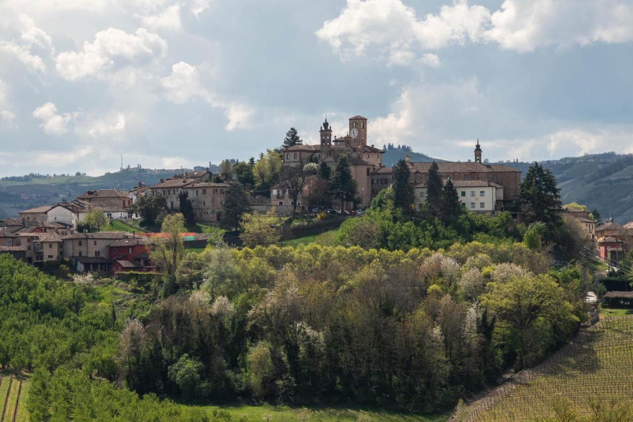 Boutique Hotel Al Palazzo Rosso Neive Luaran gambar