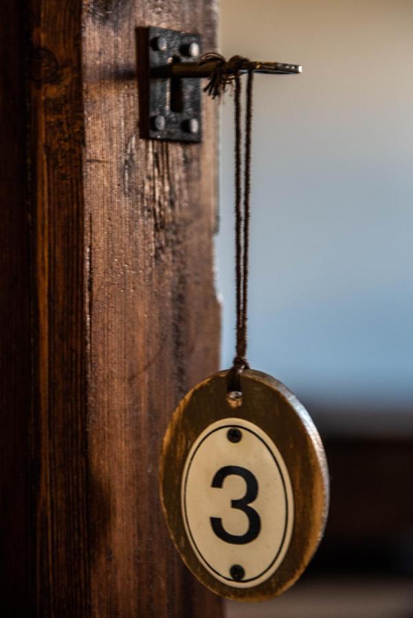 Boutique Hotel Al Palazzo Rosso Neive Luaran gambar